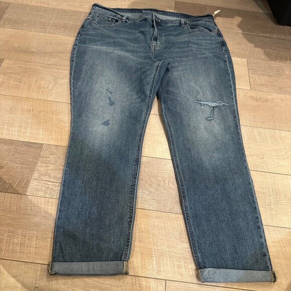 OLD NAVY WOMENS MID RISE BOYFRIEND 18 TALL DENIM JEANS NEW TAGS - Picture 1 of 10